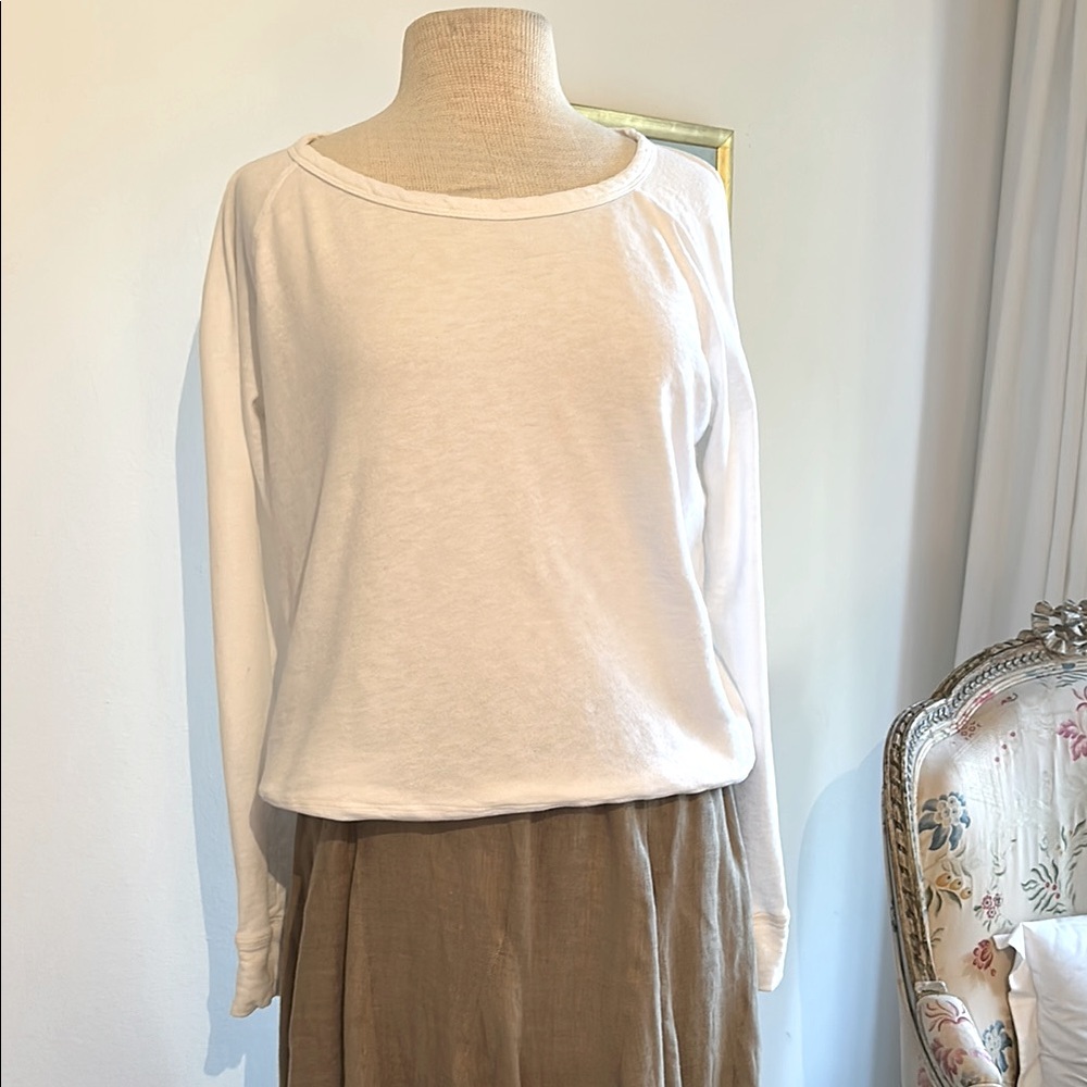 James Perse White Women’s Scooped Neck lightweight Sweatshirt sz 3 (or Med/Lg.)
